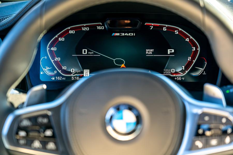 Панель приборов BMW M340i (G20) 2019 года  (NA) (фото 35 из 41)